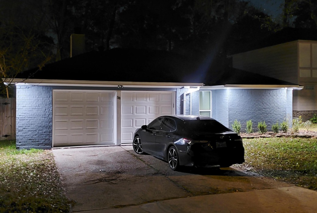 Razor CCT 6”: Razor CCT 6”  I  Soffit application. Private residence, USA.