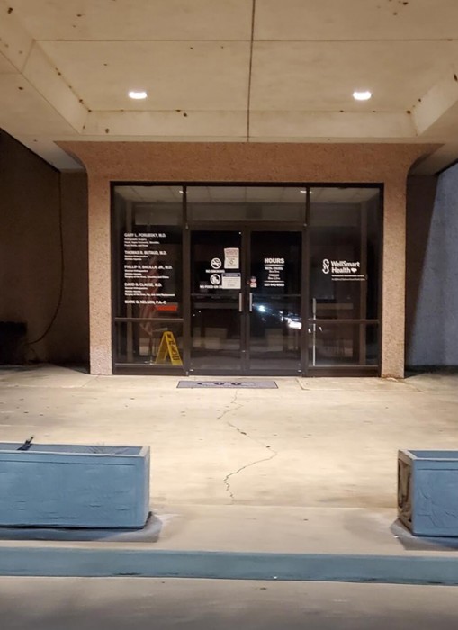 Apex 6”: Apex 6”  I  Hospital carport installation, USA.