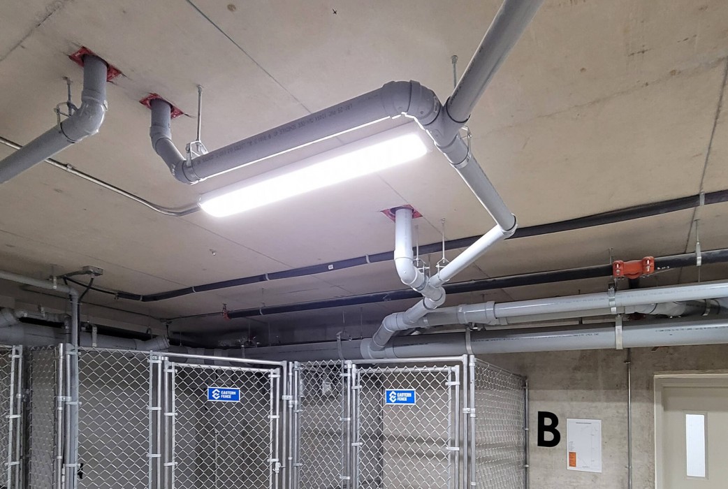 Cobra 4’: Cobra 4’ | Garage in a condo building in Moncton, New Brunswick