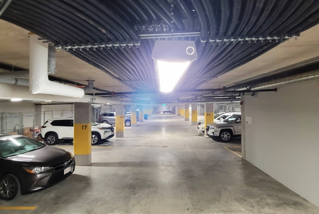 Cobra 4’: Cobra 4’ | Garage in a condo building in Moncton, New Brunswick
